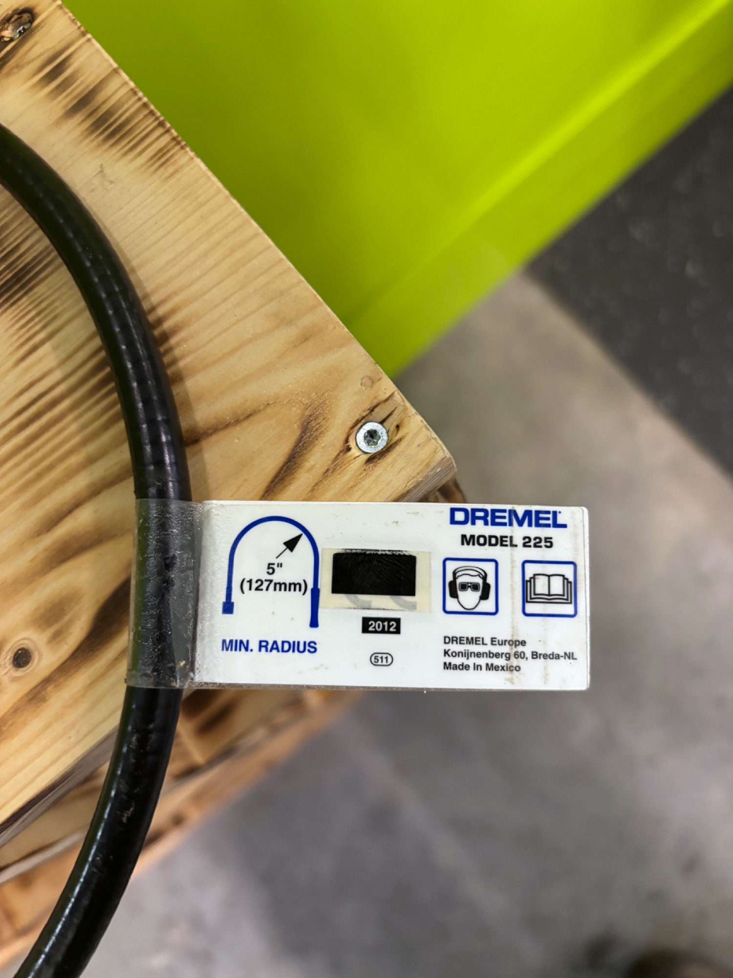Dremel 3000 Multifunktionswerkzeug mit Welle 225 – Bild 3