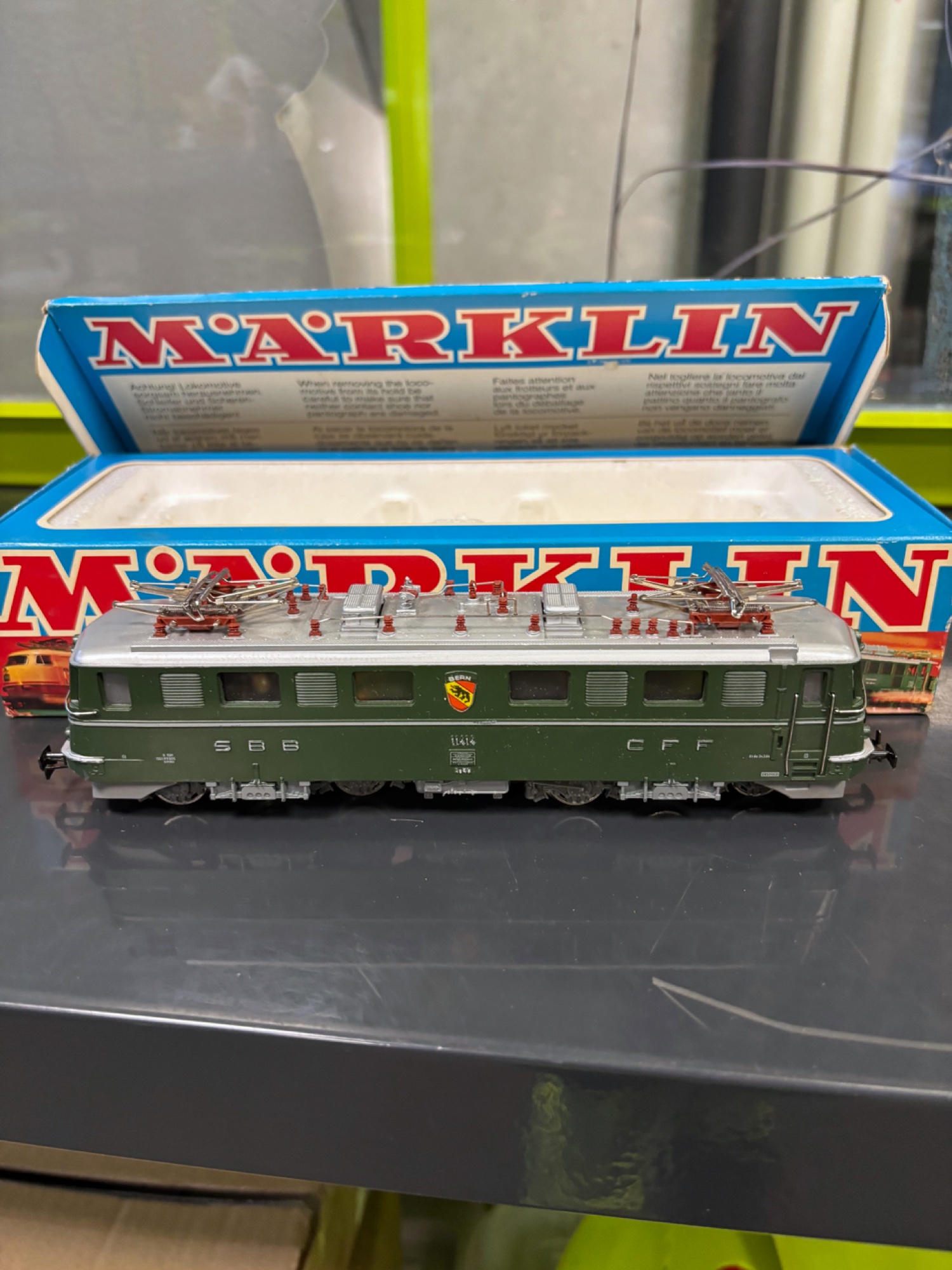 Märklin 3050 H0 Lokomotive SBB CFF Ae 6/6 grün – Bild 3