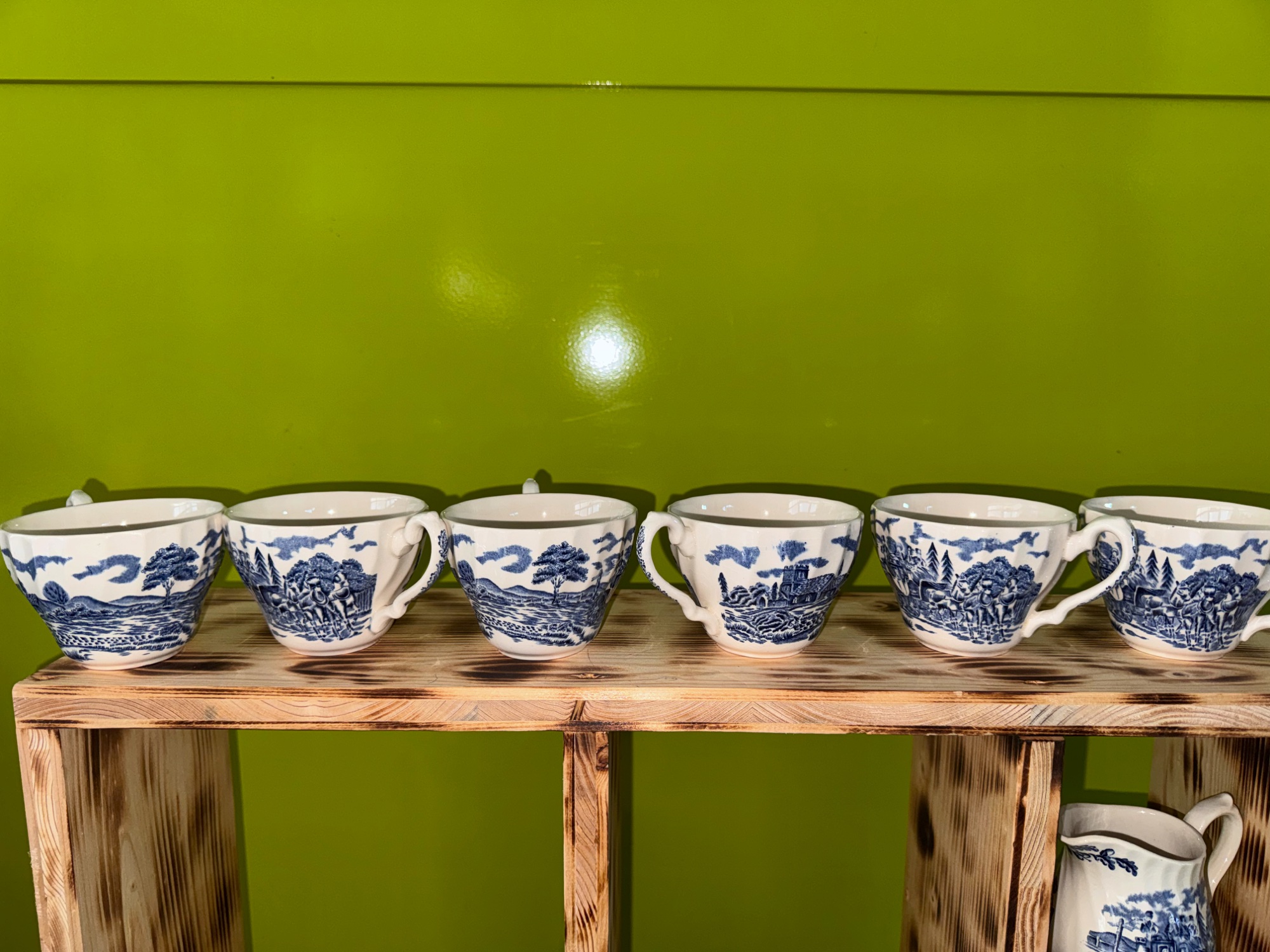 Kaffeeservice blau-weiss, Kutschen-Motiv – Bild 2