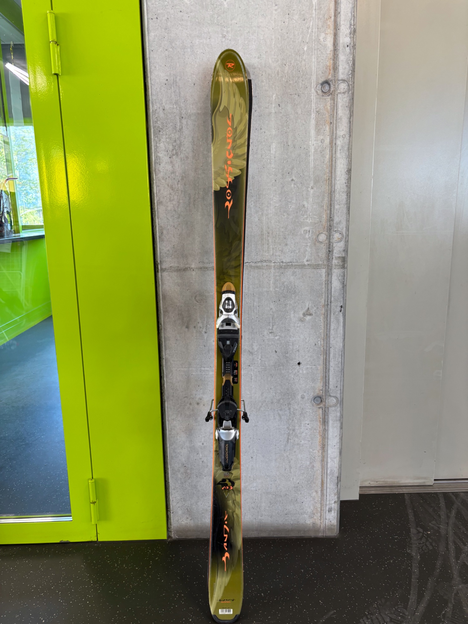 Rossignol Ski Bandit mit Bindung, 176 cm