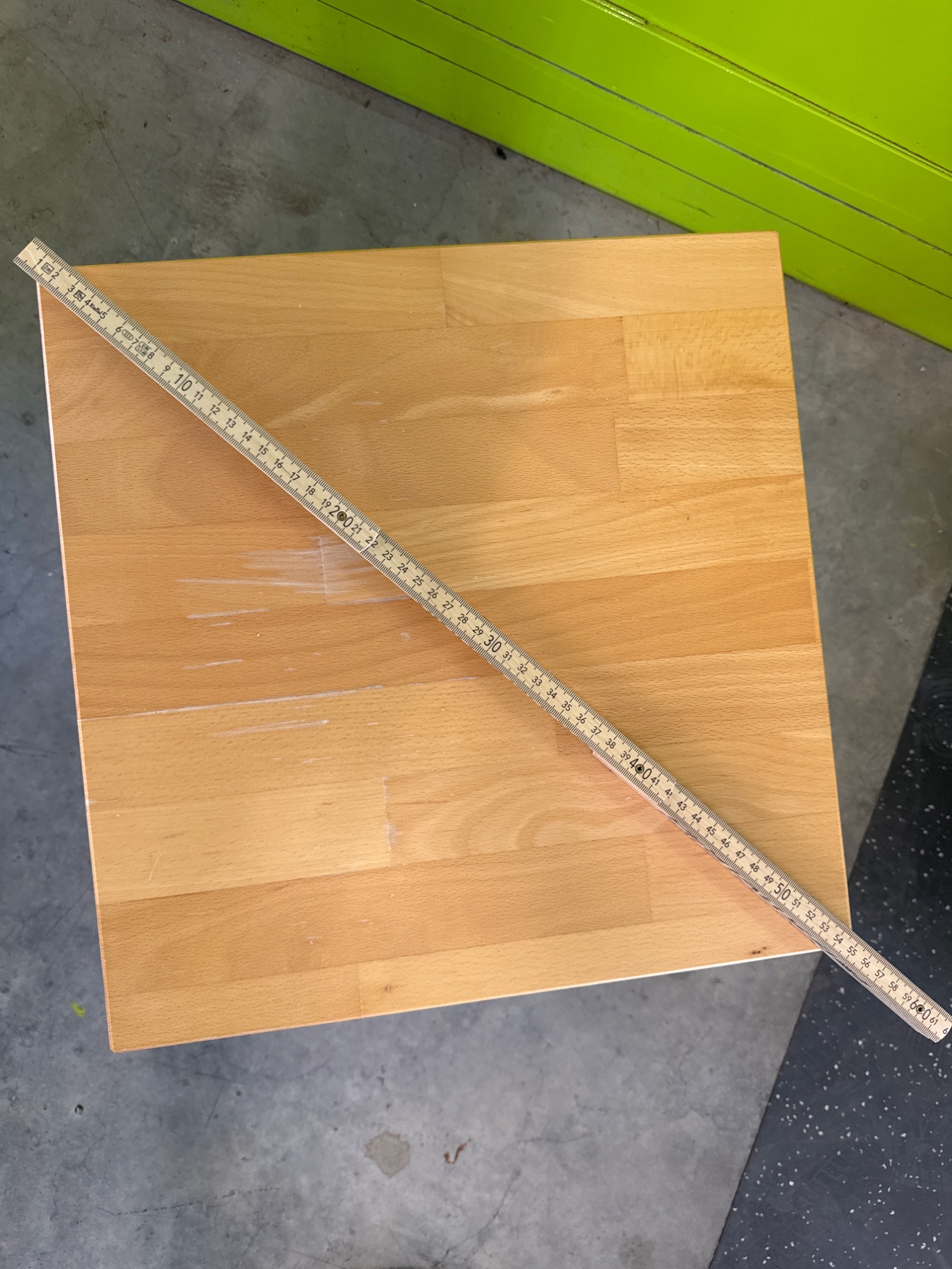 Beistelltisch aus Buche mit Ablage – Bild 2