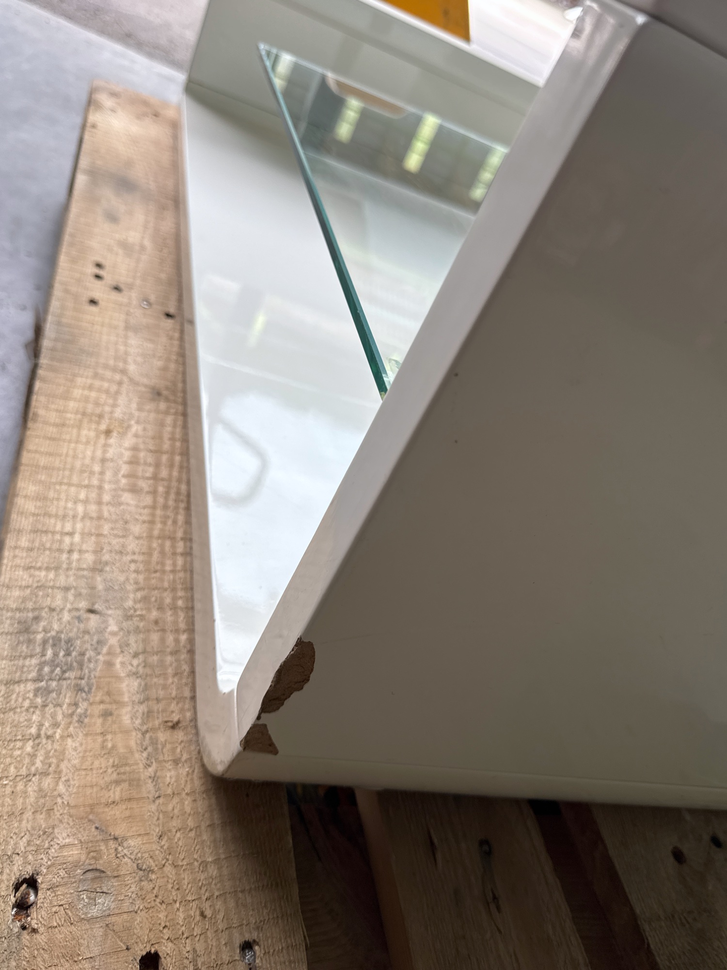 Couchtisch weiss hochglanz mit Glasplatte – Bild 5