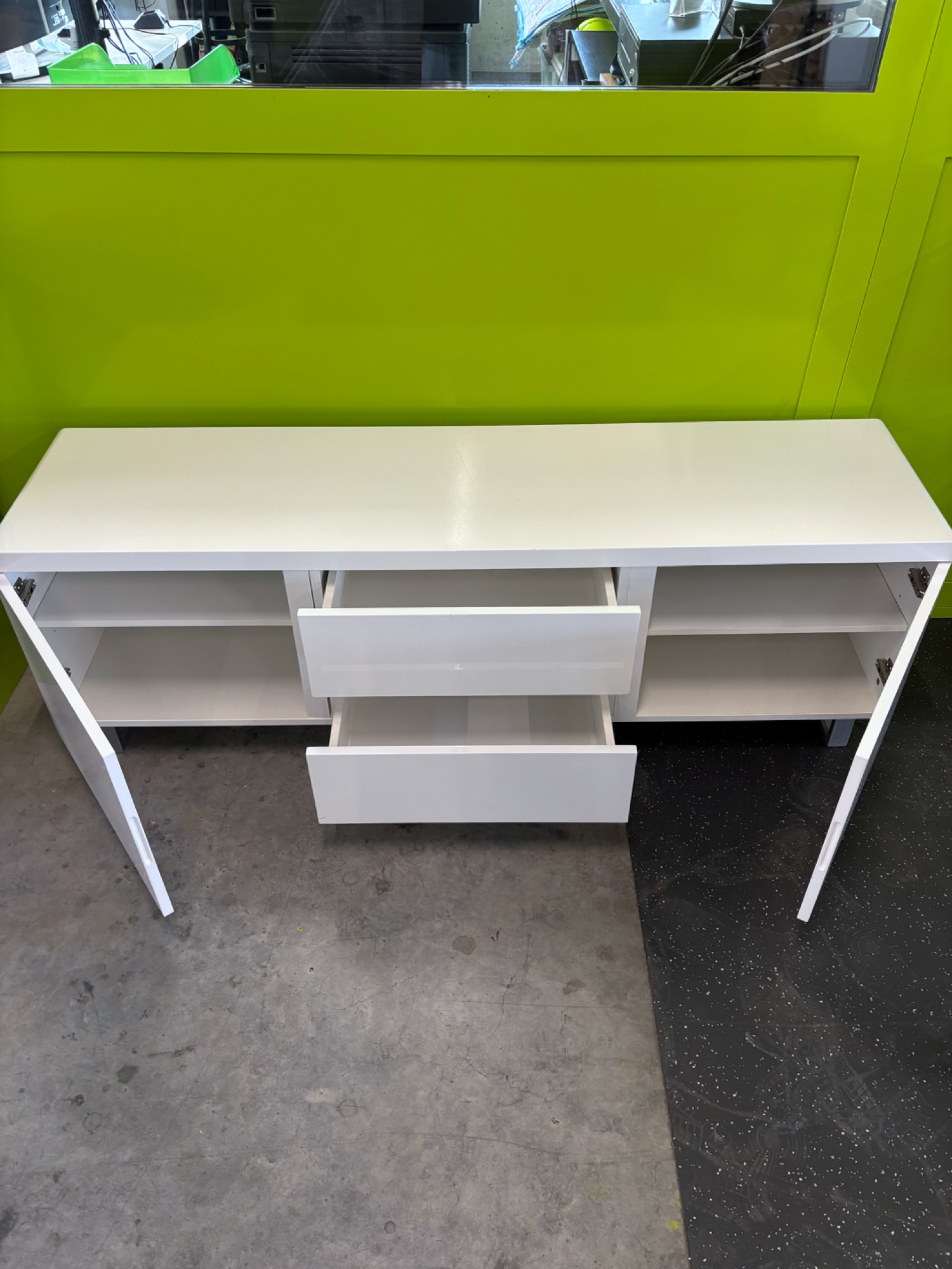 Sideboard weiss mit 2 Türen und 2 Schubladen – Bild 3