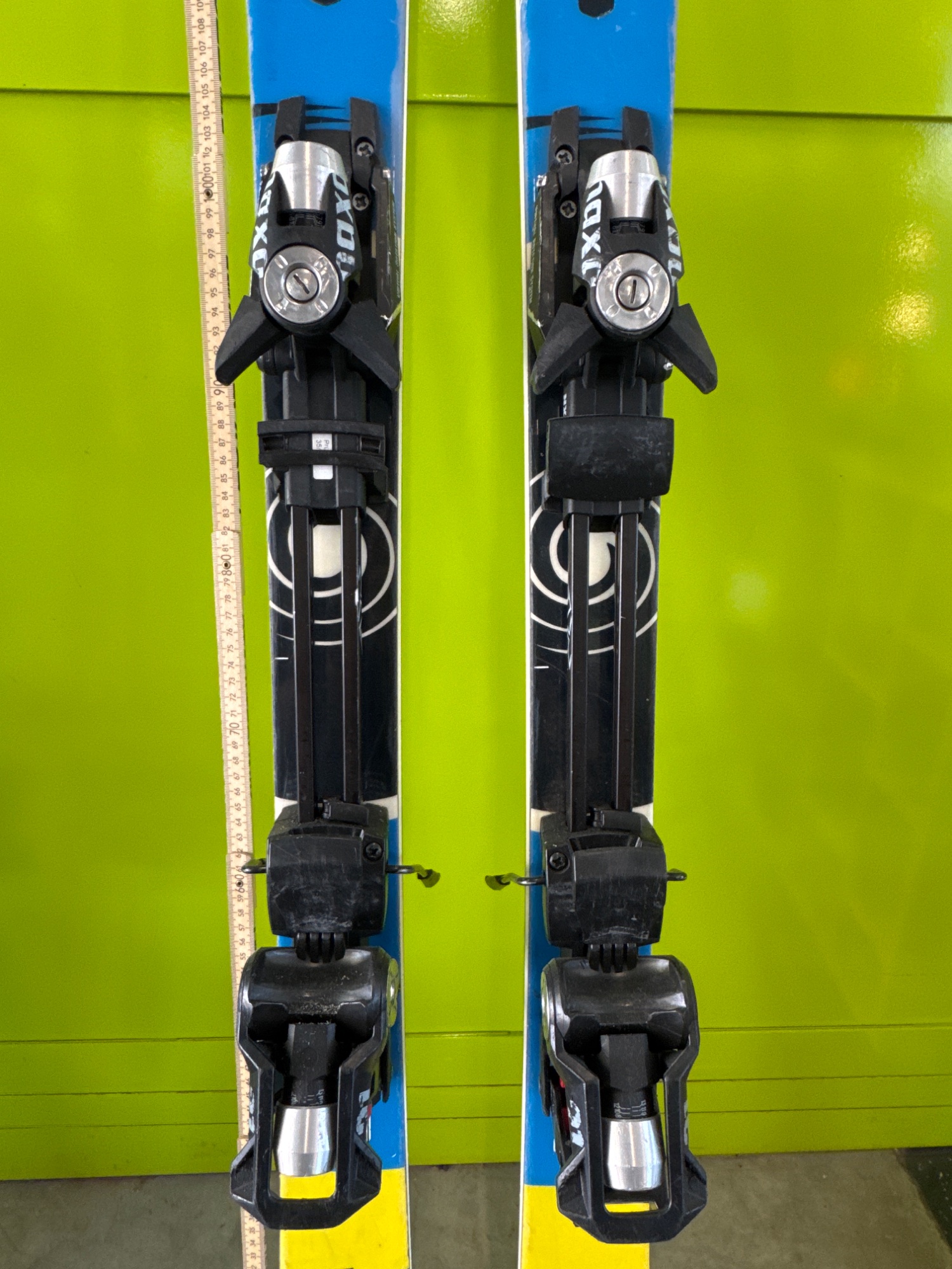 Stöckli Ski blau/gelb mit Bindung, ca. 170 cm – Bild 3