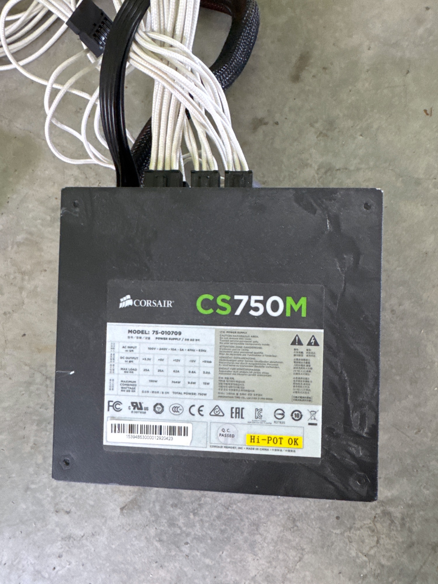 Corsair CS750M Netzteil 750 W, teilmodular – Bild 3