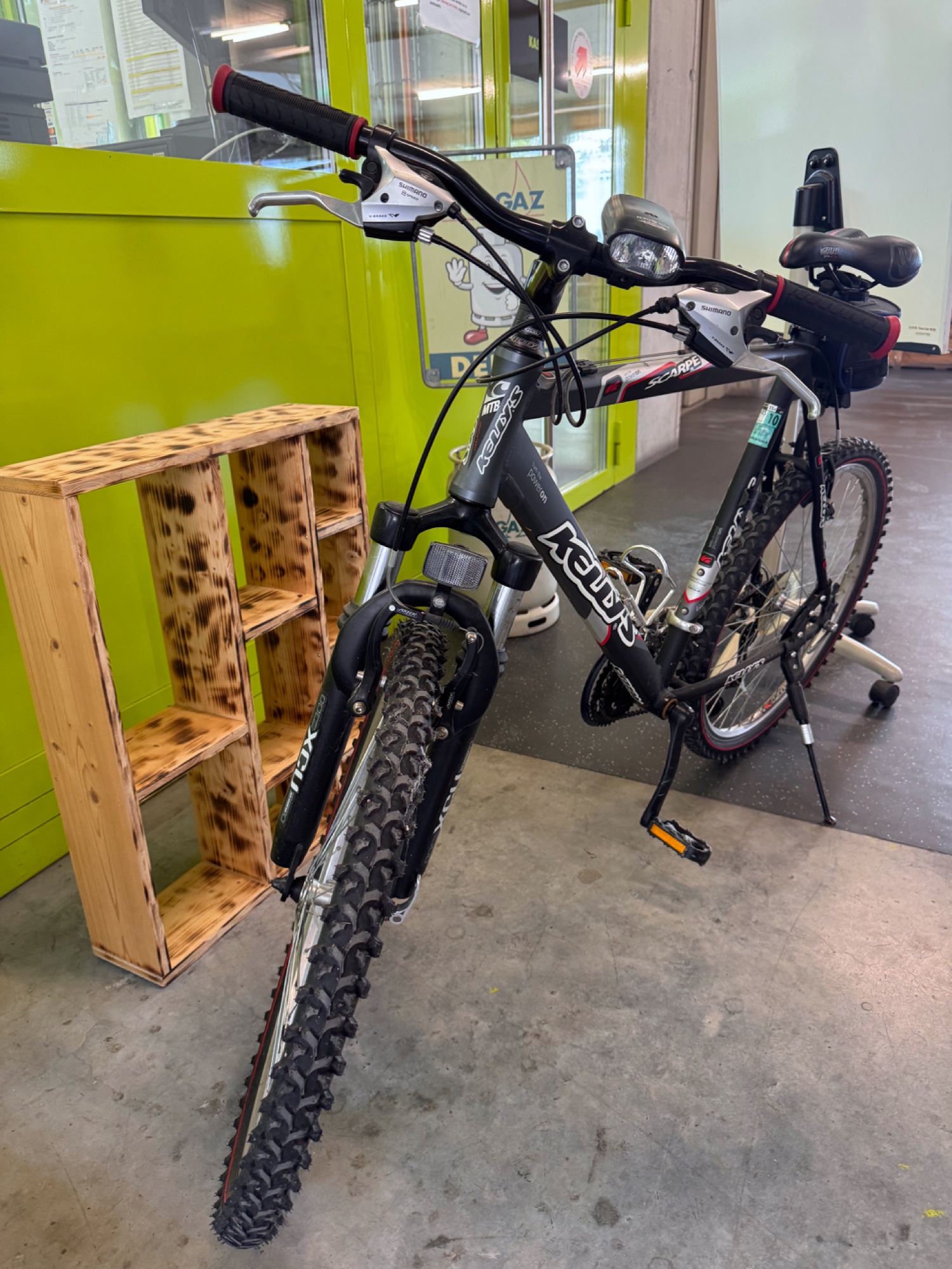Kellys Scarpe Mountainbike 26 Zoll, schwarz – Bild 3